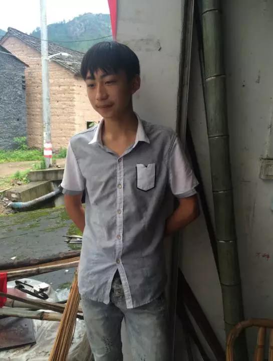 點(diǎn)滴積累，傳遞真情-西尼愛心階梯幫扶困難學(xué)生第三次仙居行